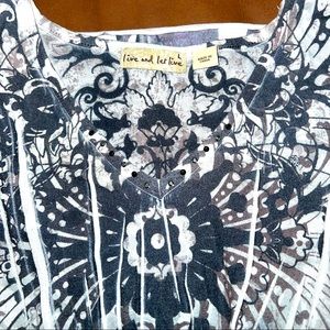 Live and Let live tank top